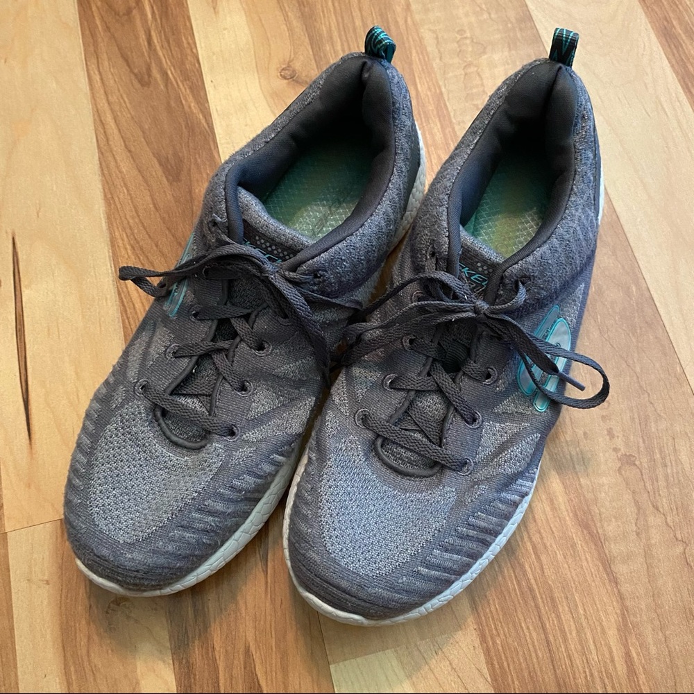 Skechers Gray and Blue Burst Sneakers | 9
